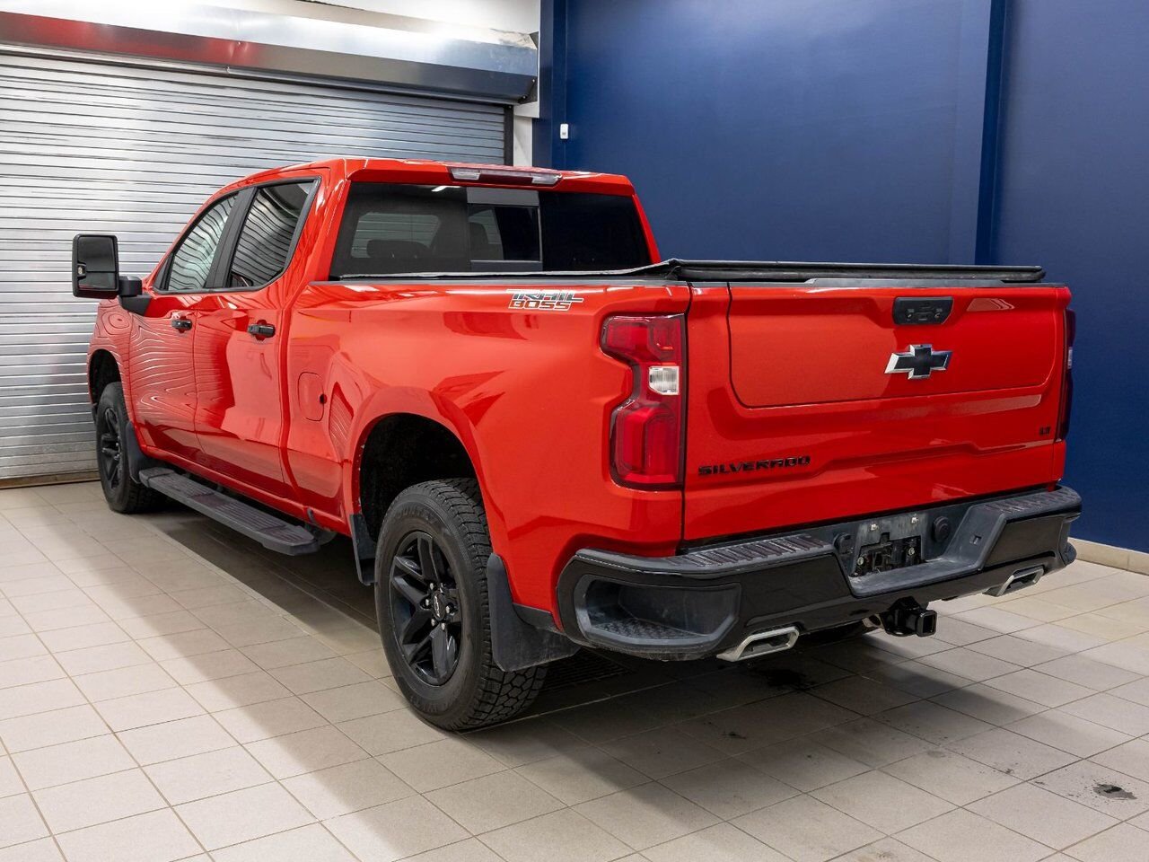 Chevrolet Silverado 1500 LT TRAIL BOSS CREW 4X4 *DIESEL* BOSE *GR. REMORQ 2023 Rouge Saint-Jérôme - photo #5