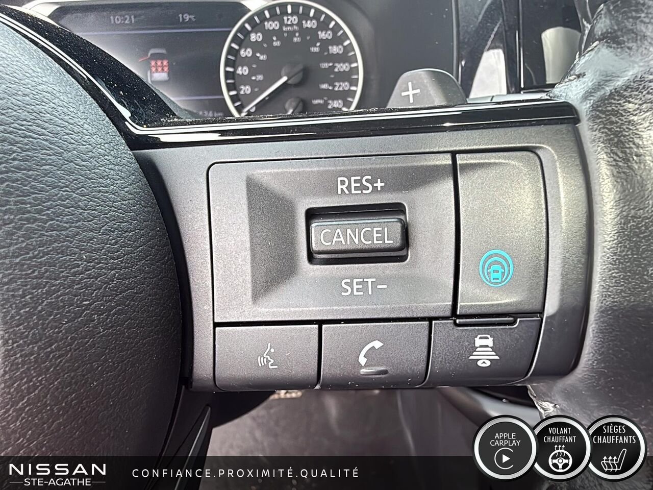 2022 Nissan Pathfinder SL TI | ENSEMBLE PRIVILÈGE | CUIR | TOIT PANORAMIQUE | BOSE Black Saint-Jérôme - photo #17