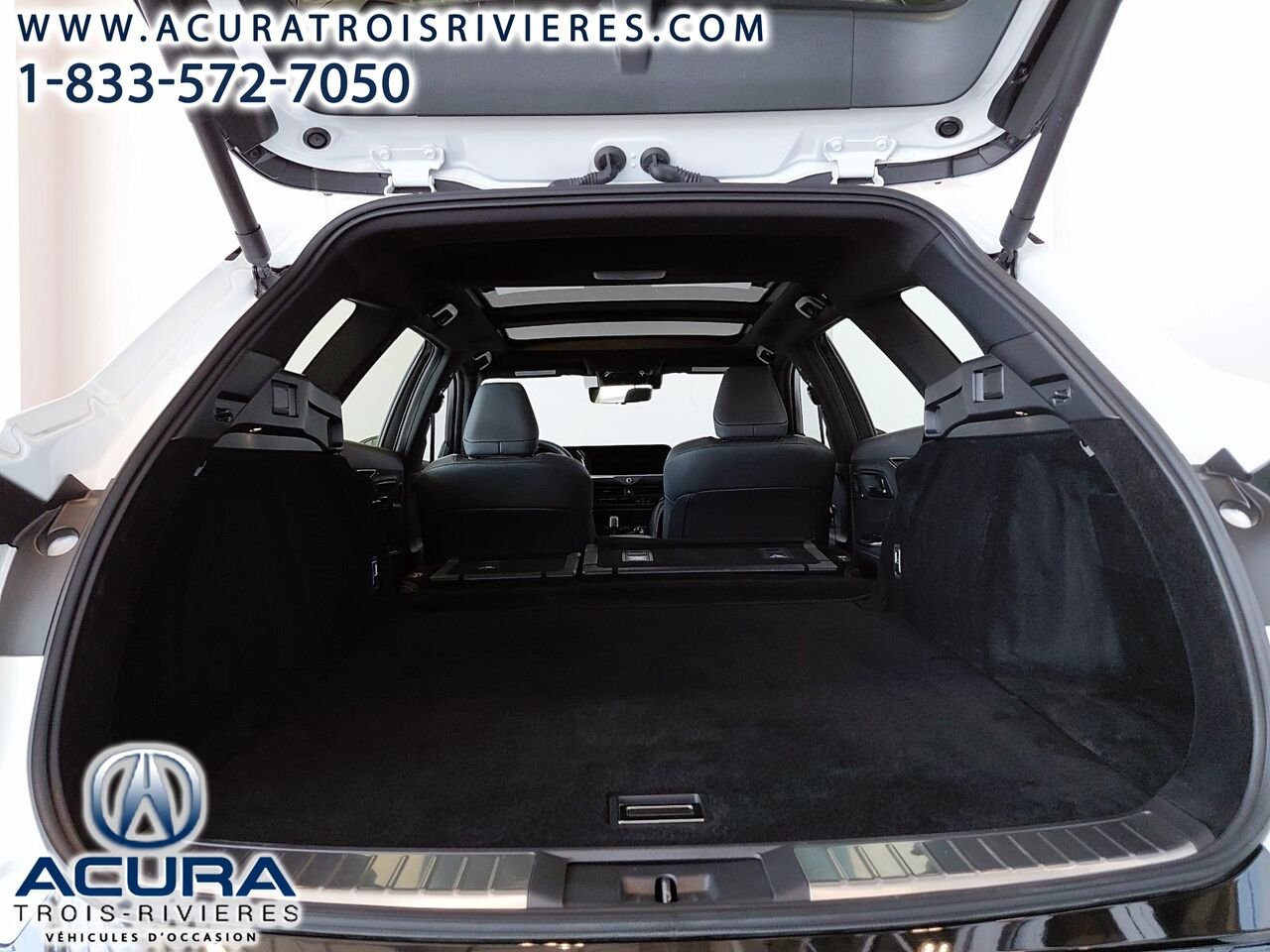 Toyota Crown Signia HEV 2025 Blanc Trois-Rivières - photo #15