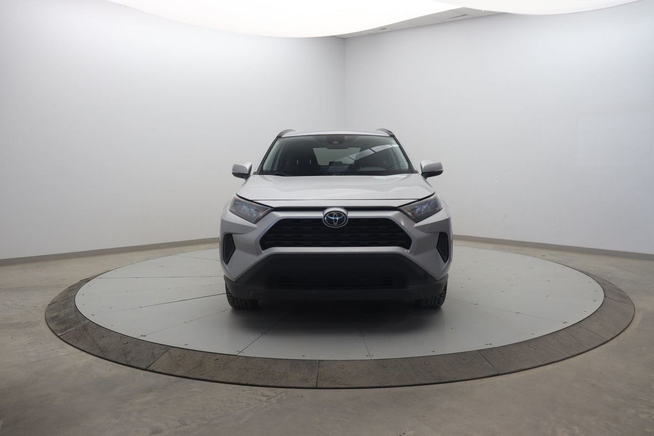 2020 Toyota RAV4 LE Grey Baie-Comeau - photo #1