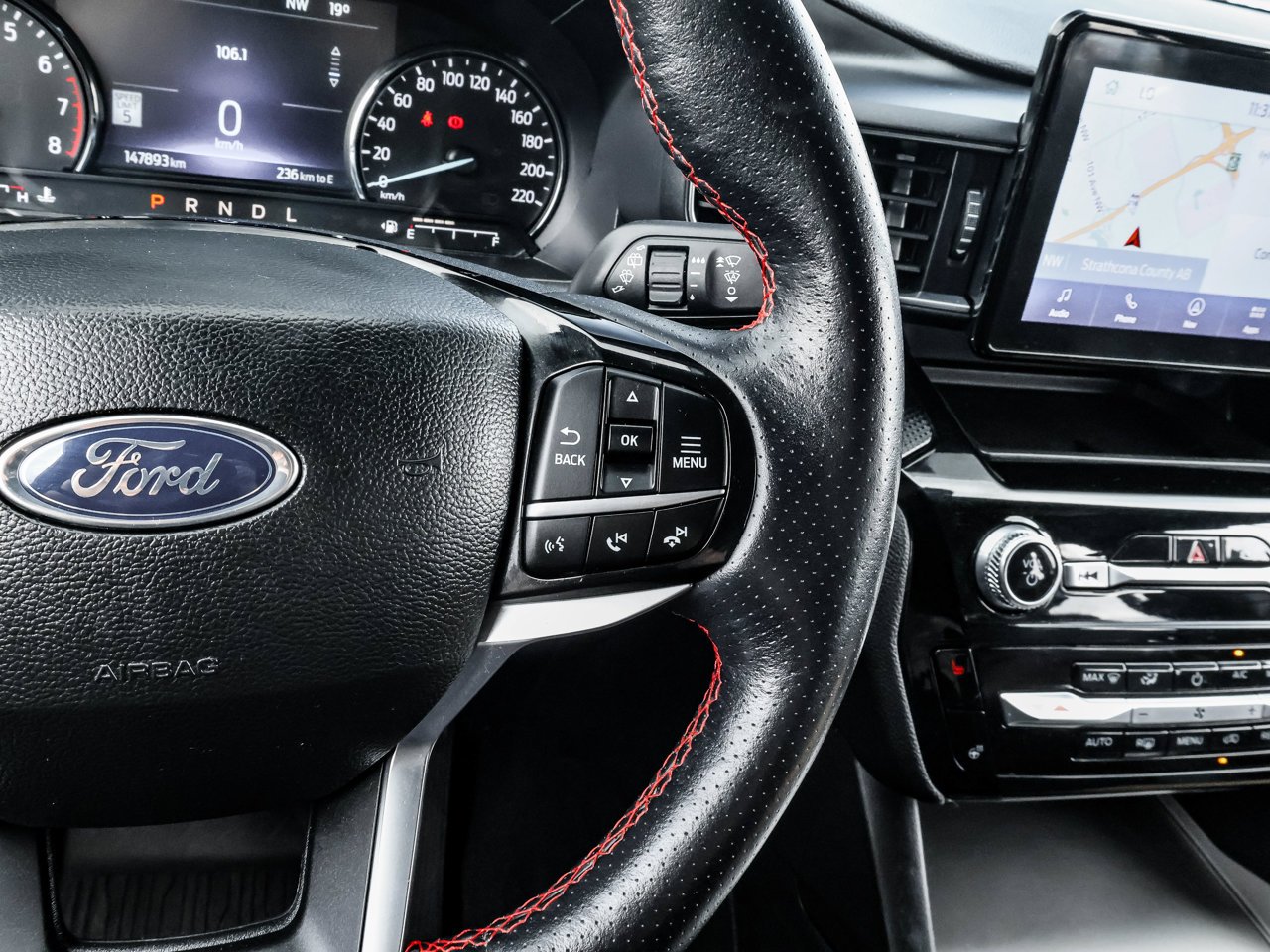 2022 Ford Explorer ST-Line 4WD Black Sherwood Park - photo #24