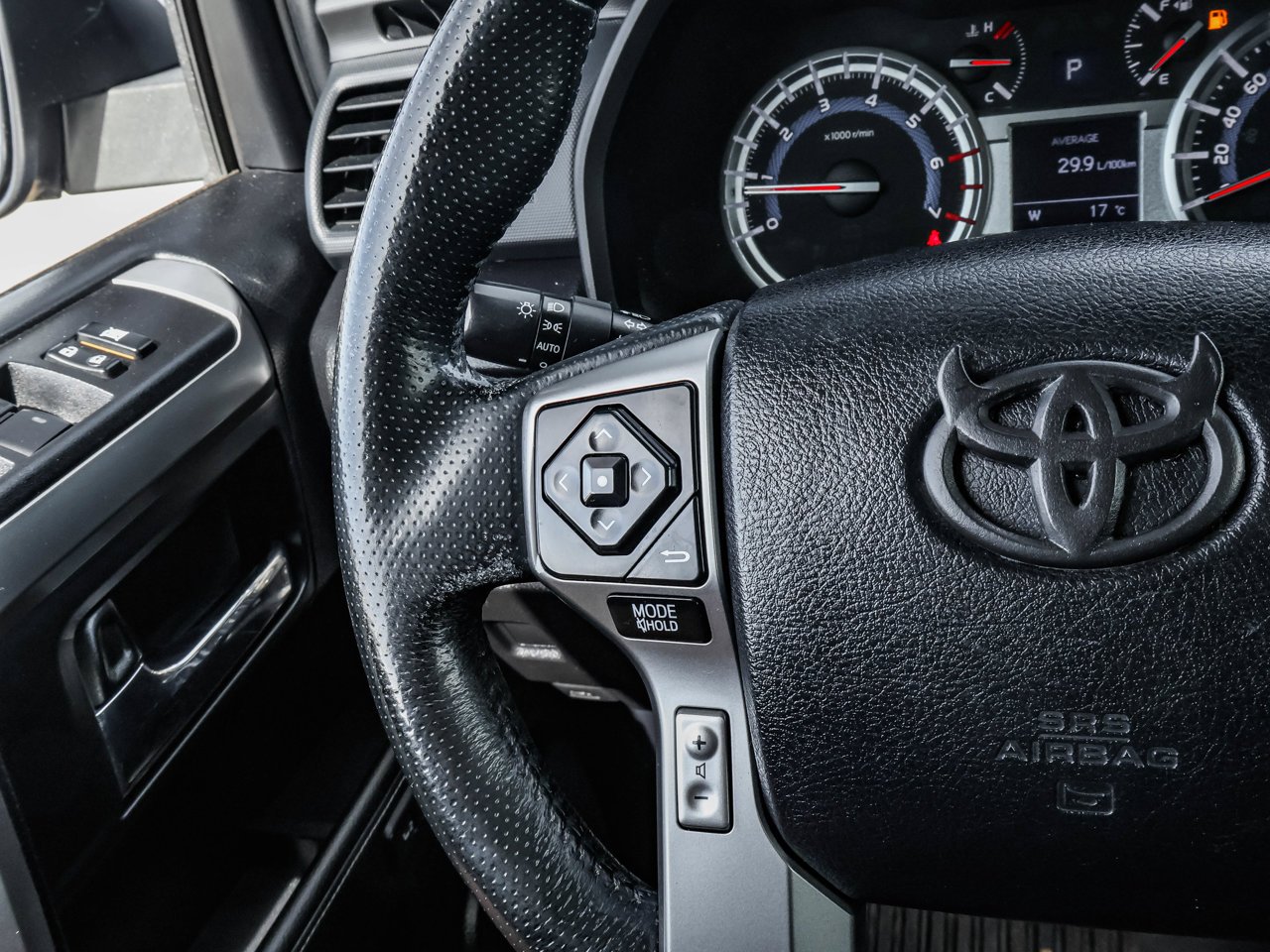 2014 Toyota 4Runner 4WD 4dr V6 SR5 Grey Sherwood Park - photo #22