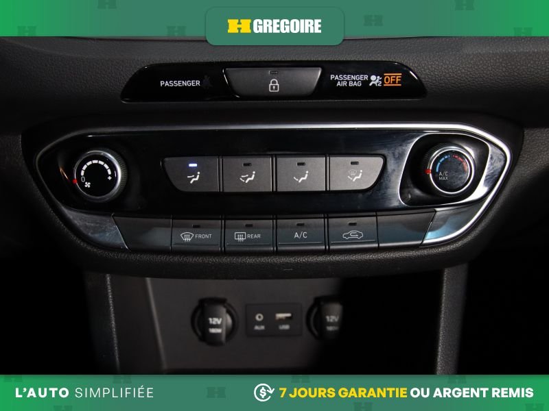2019 Hyundai Elantra Grey Blainville - photo #19