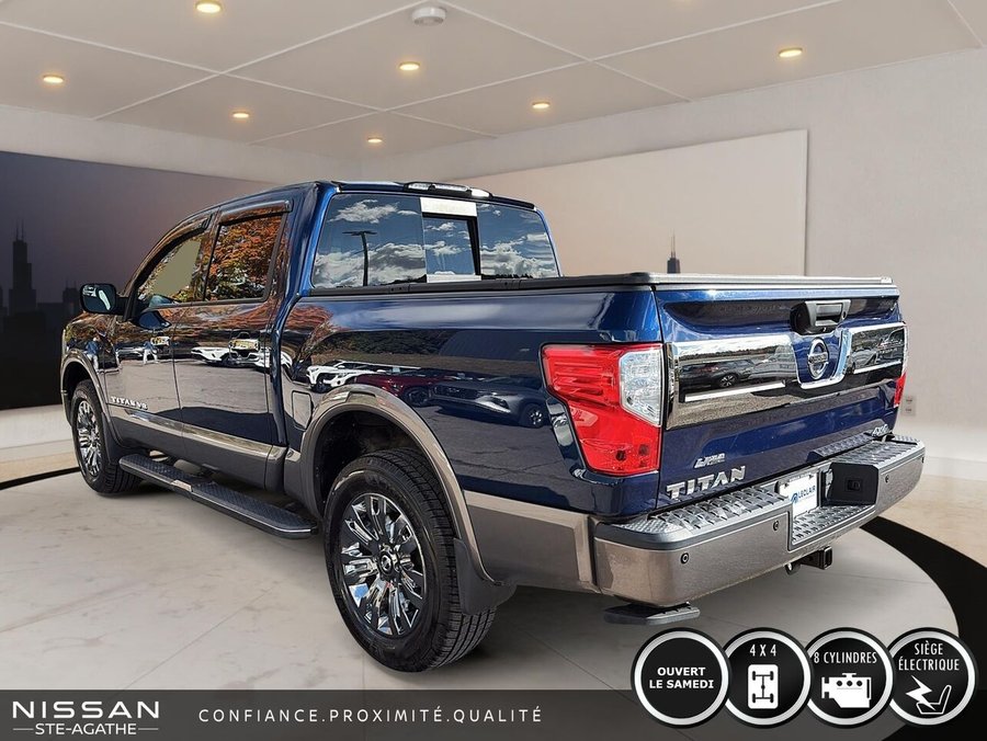 2018 Nissan Titan Platine cabine double 4x4 | BAS KILOMÉTRAGE | CAPACITÉ DE REMORQUAGE 8 500 LB Blue