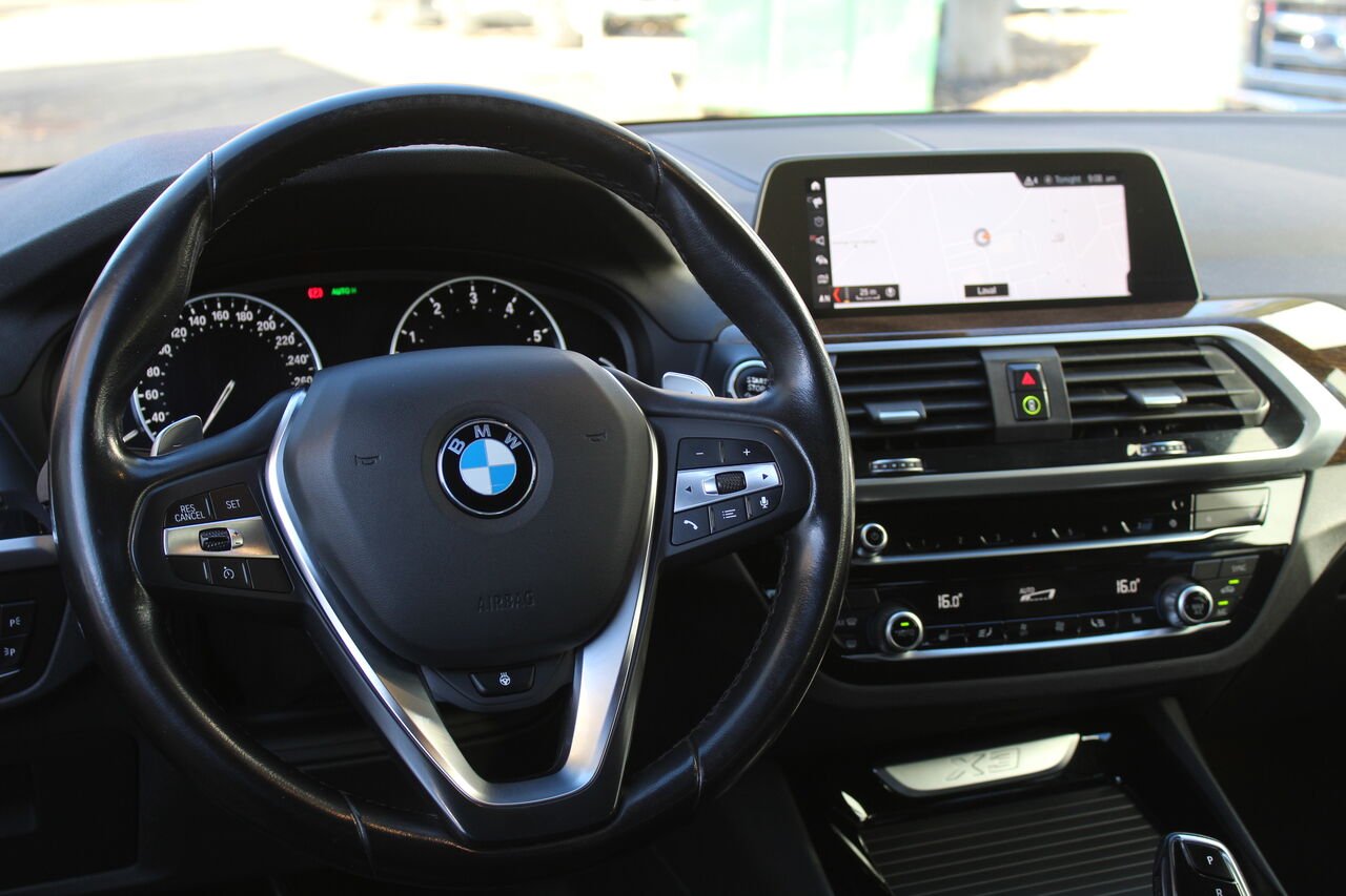 BMW X3 VIN: 5UXTY5C04M9G42268 2021 Noir Sainte-Rose - photo #10
