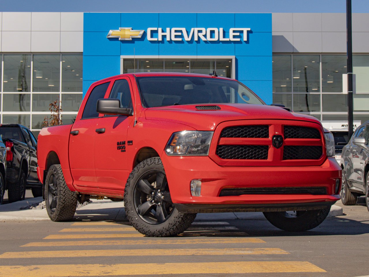 2022 Ram 1500 Classic Express 4x4 Crew Cab 5'7 Box Red Sherwood Park - photo #13