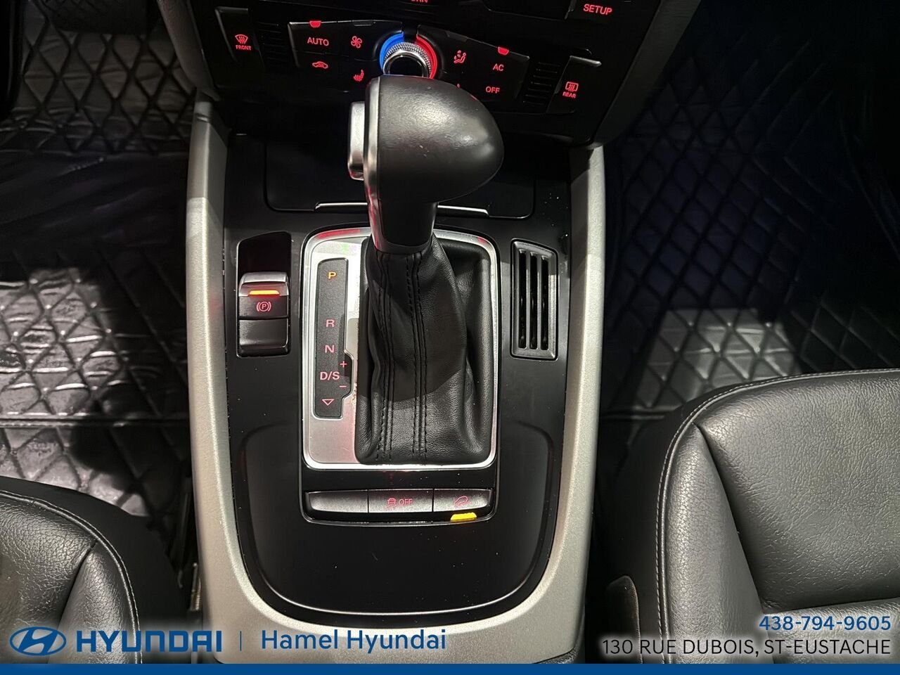2014 Audi Q5 Black Saint-Eustache - photo #15