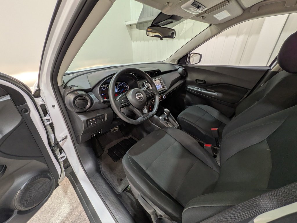 2024 Nissan Kicks S FWD White Val-David - photo #9