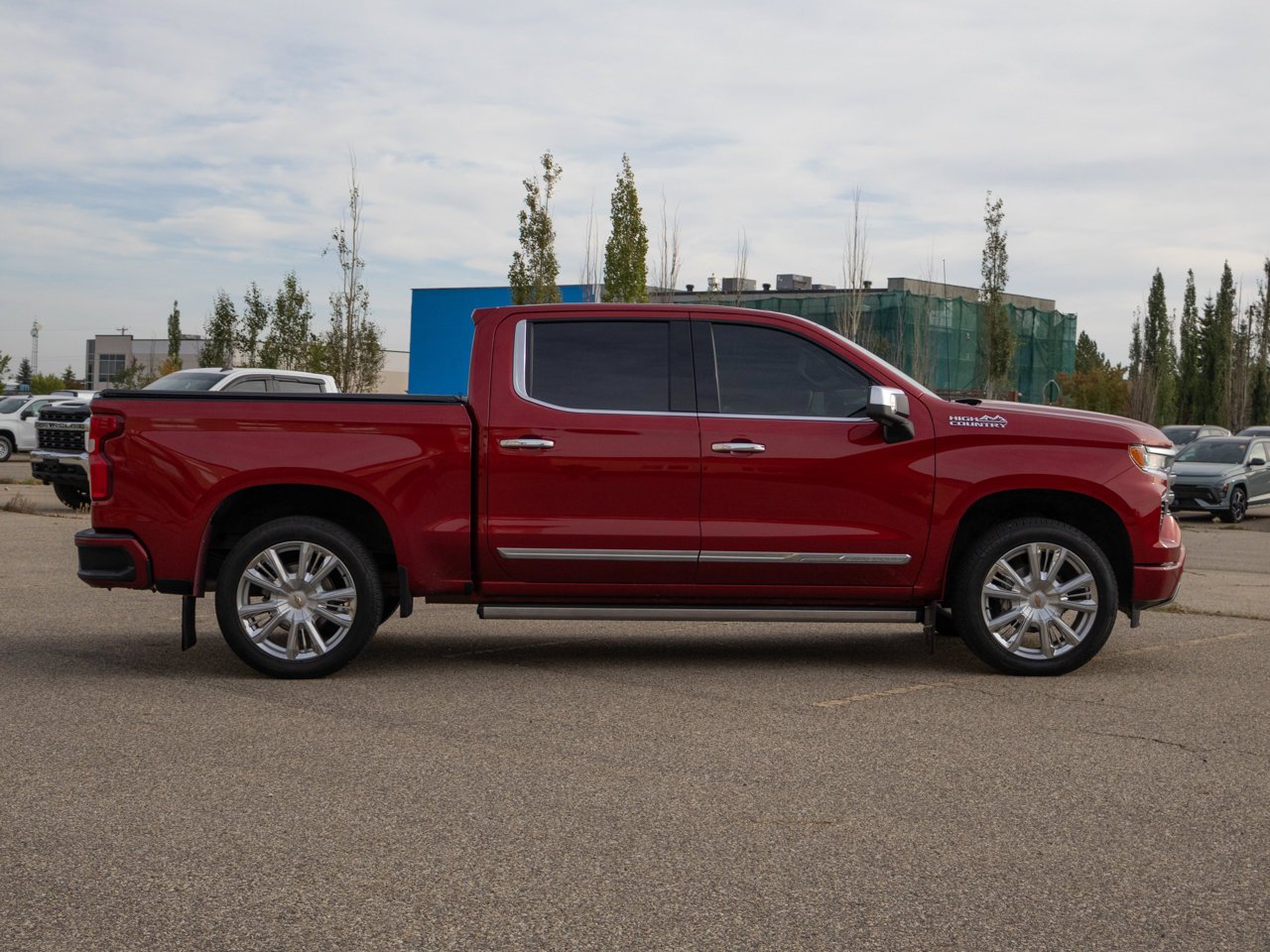 2025 Chevrolet Silverado 1500 4WD Crew Cab 147 High Country Red Sherwood Park - photo #13