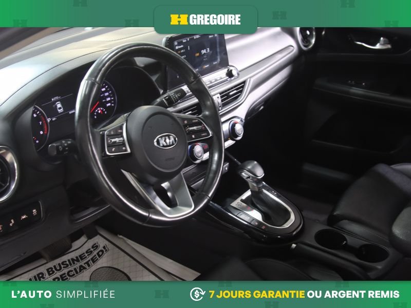 Kia Forte 2019 Rouge Laval - photo #21