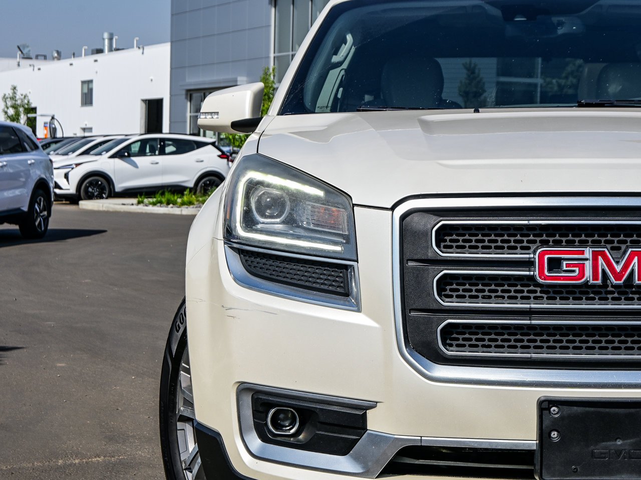 2014 GMC Acadia AWD 4dr SLT2 White Sherwood Park - photo #4