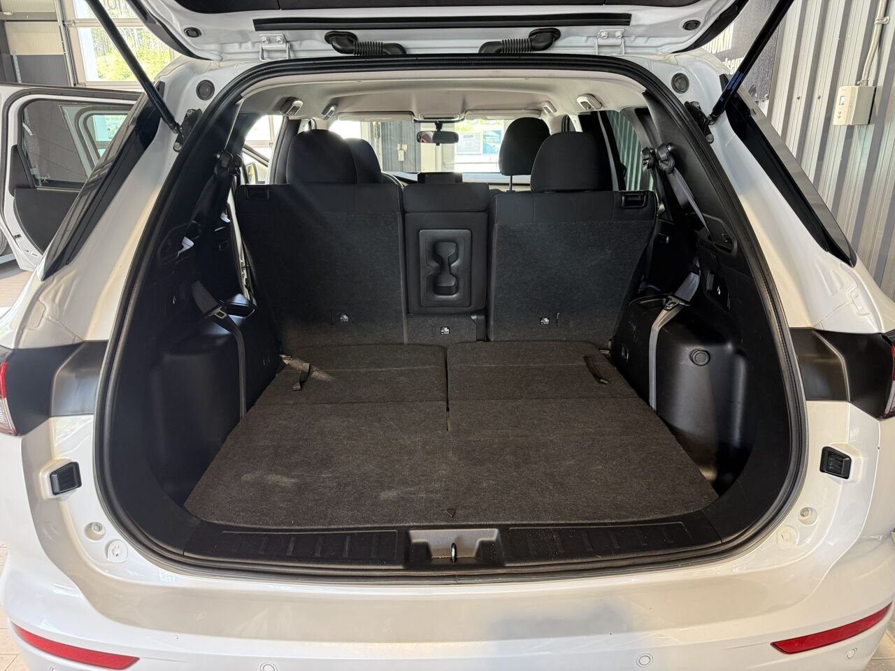 Mitsubishi Outlander 2022 Blanc Mont-Laurier - photo #7