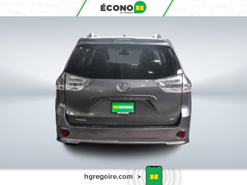 2018 Toyota Sienna Grey Blainville - photo #5