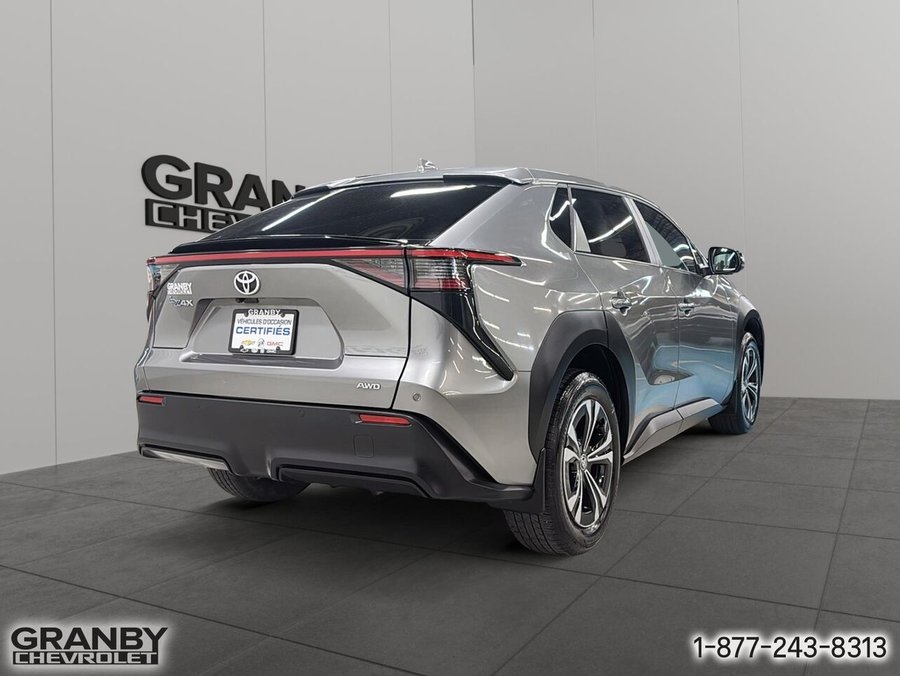Toyota bZ4X XLE TI 2023 Gris