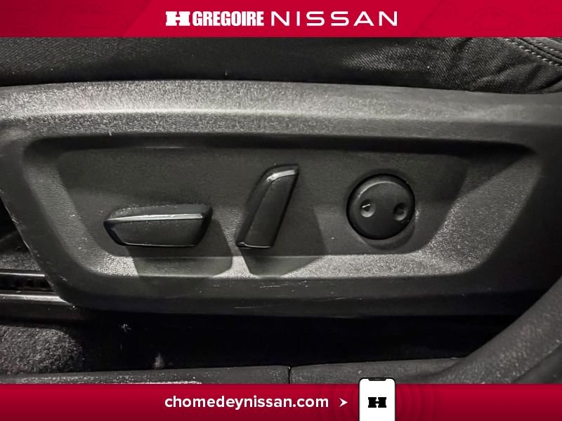 2021 Nissan Rogue Black Blainville - photo #16