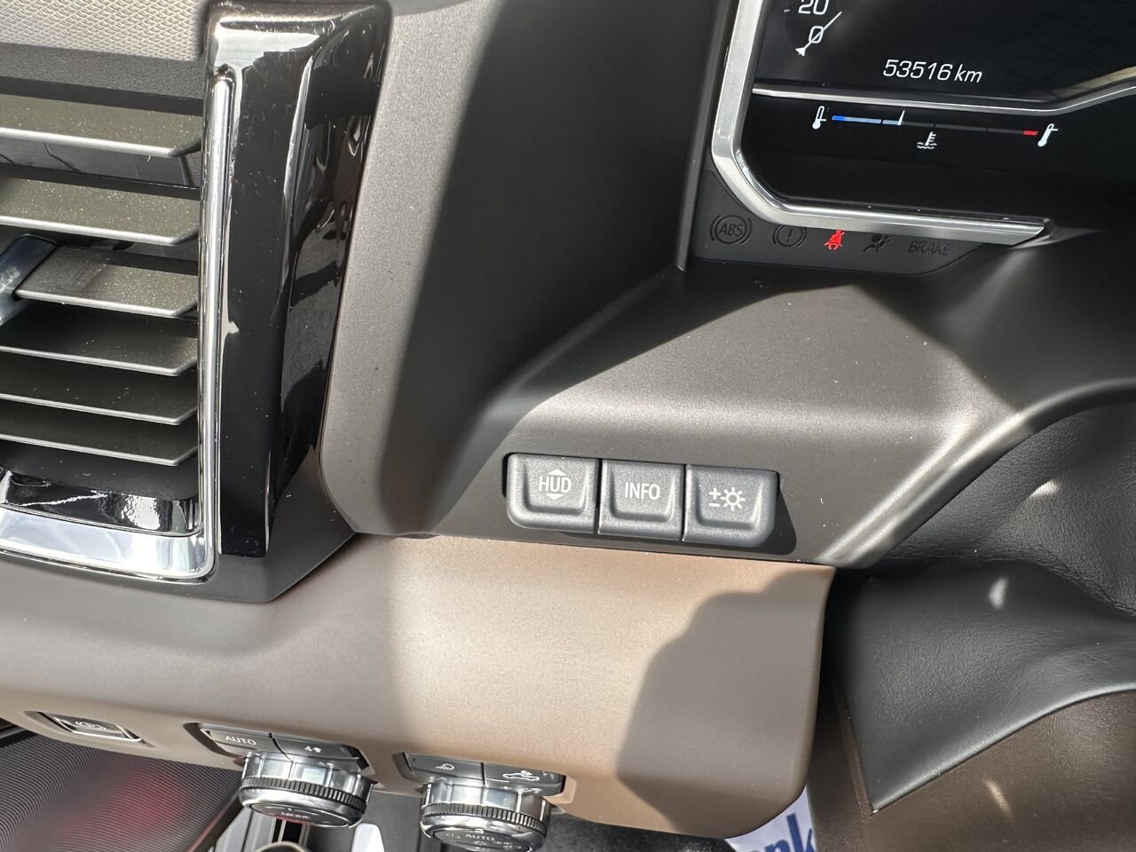GMC SIERRA K1500 DENALI Denali cabine multiplace 4RM 147 po 2023 Noir Gatineau - photo #4