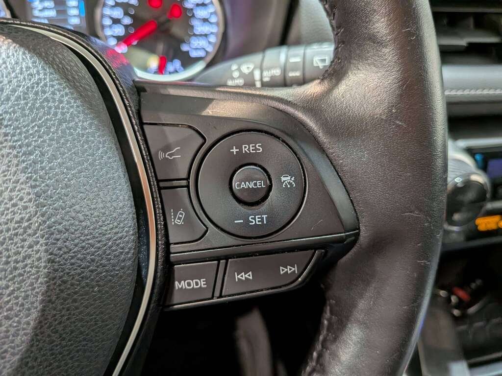 Toyota RAV4 AWD XLE 2019 Gris Val-David - photo #16