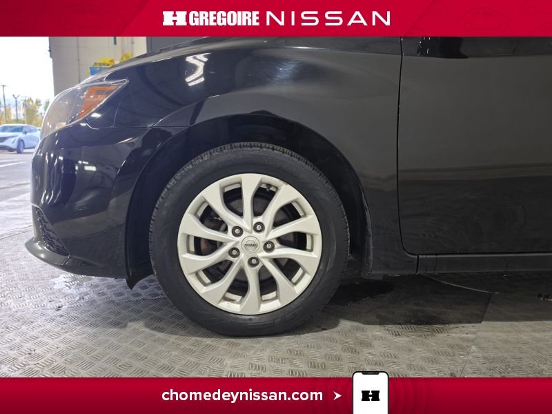 2016 Nissan Sentra Black Laval - photo #11