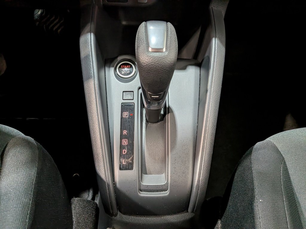 2024 Nissan Kicks S FWD White Val-David - photo #24