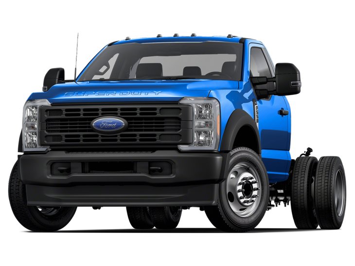 2026 Ford Super Duty F-550 DRW Chassis-Cabs XLT