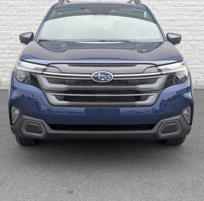 SUBARU Forester LIMITED 2026 Bleu saphir perlé