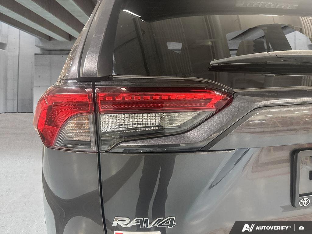 2022 Toyota RAV4 262040 | LE gray Edmonton - photo #10