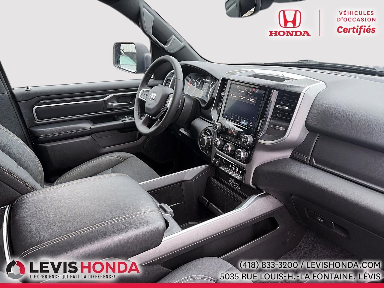 2025 Ram 1500 Big Horn Big Horn cabine d'équipe 4x4 caisse de 5 pi 7 po Grey Lévis - photo #6