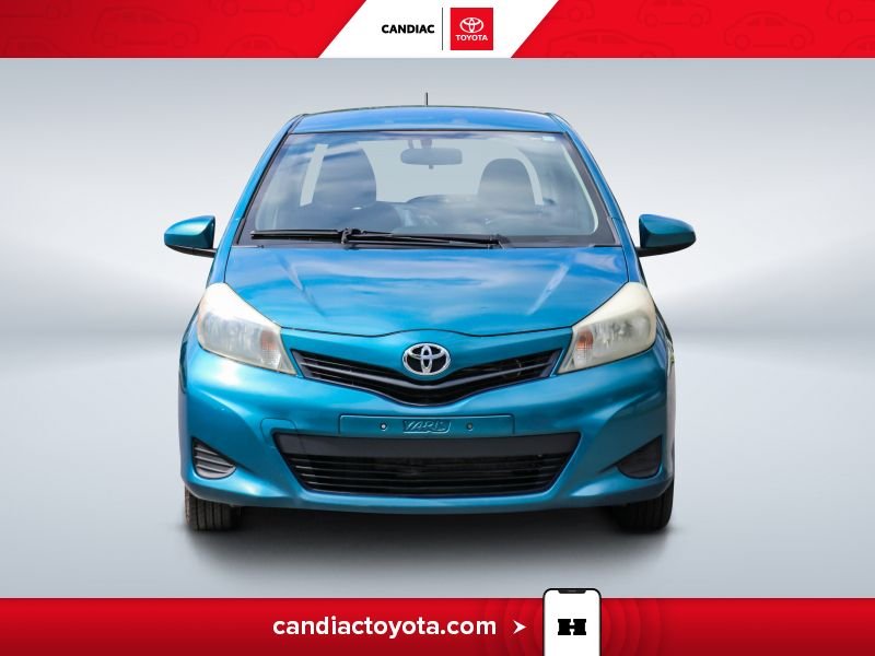 2014 Toyota Yaris Green Saint-Eustache - photo #1