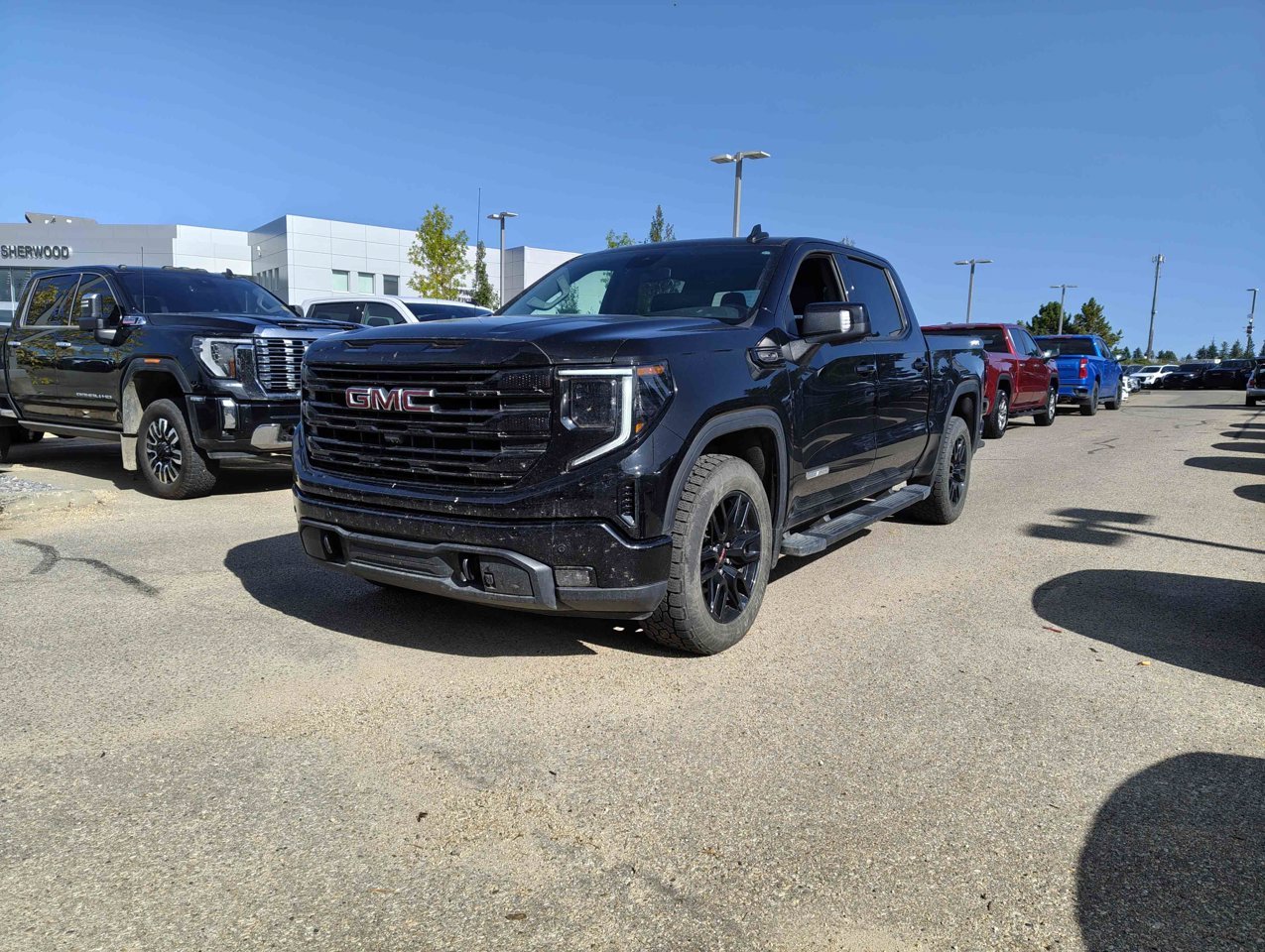 2024 GMC Sierra 1500 4WD Crew Cab 147 Elevation Black Sherwood Park - photo #3