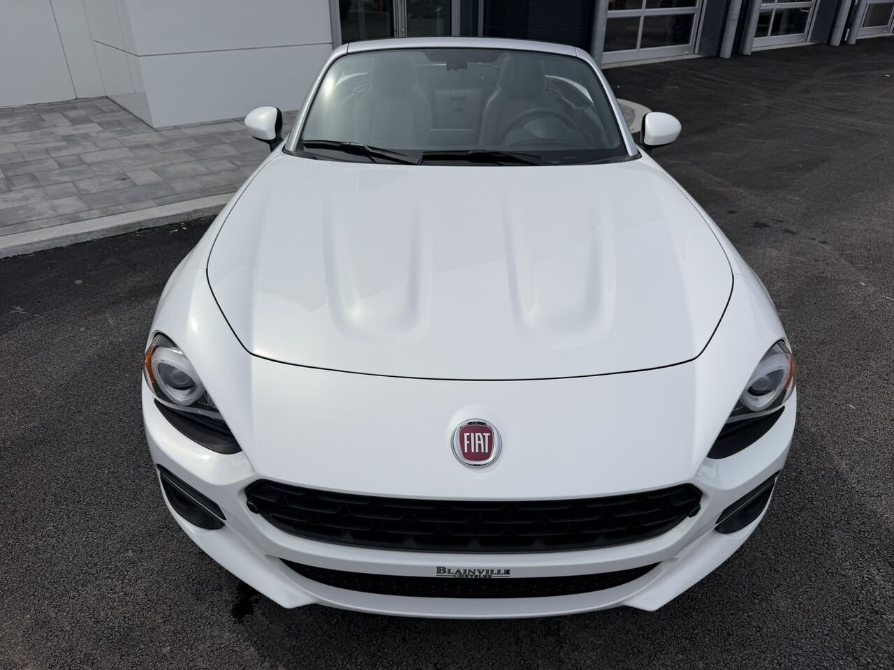 2017 FIAT 124 Spider LUSSO White Laval - photo #5