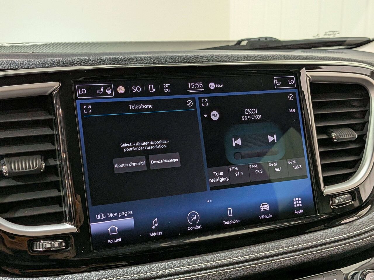 Chrysler Pacifica 2022 Bleu Val-David - photo #22