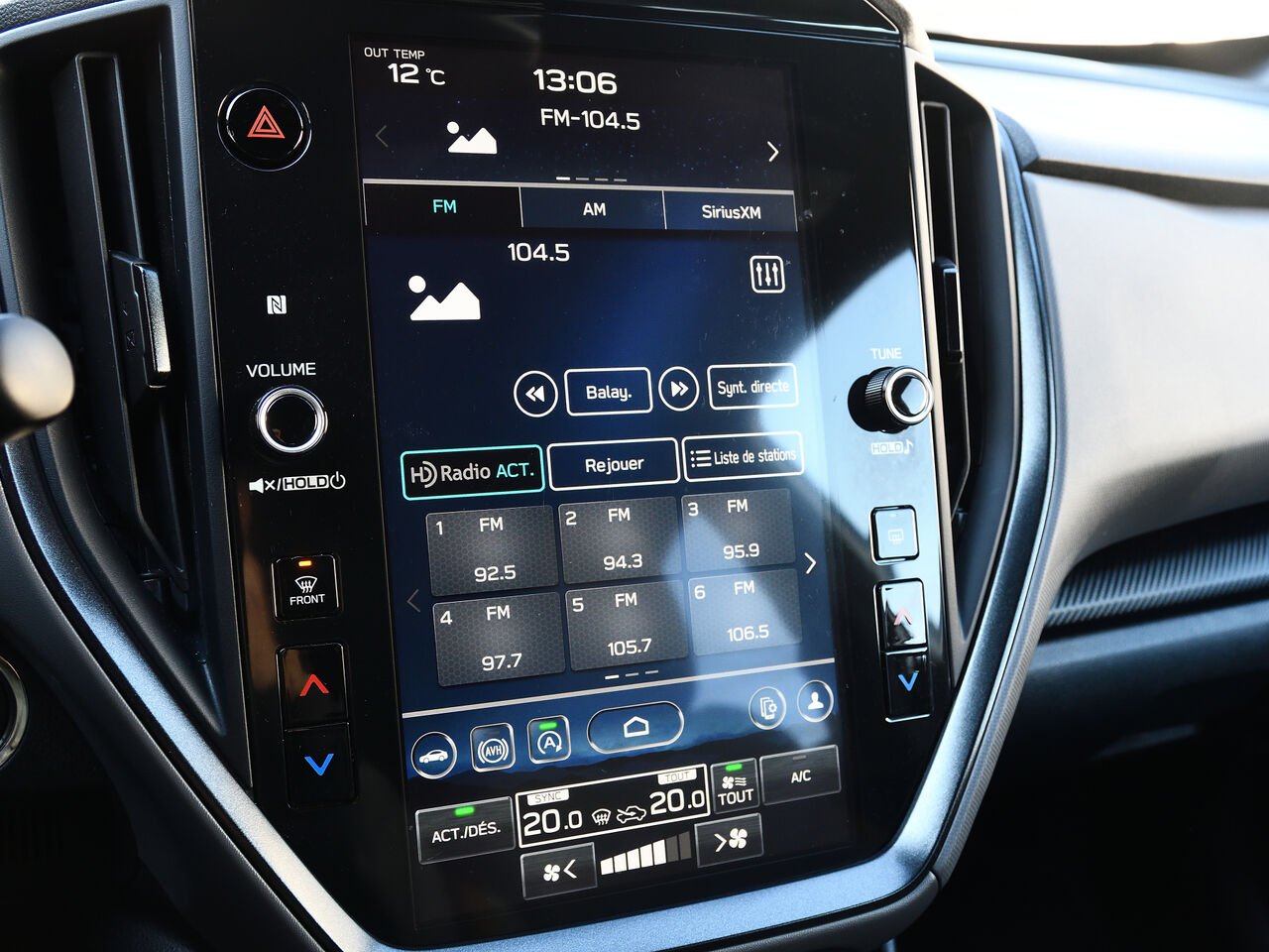 2025 Subaru Crosstrek Onyx White Saint-Hyacinthe - photo #2