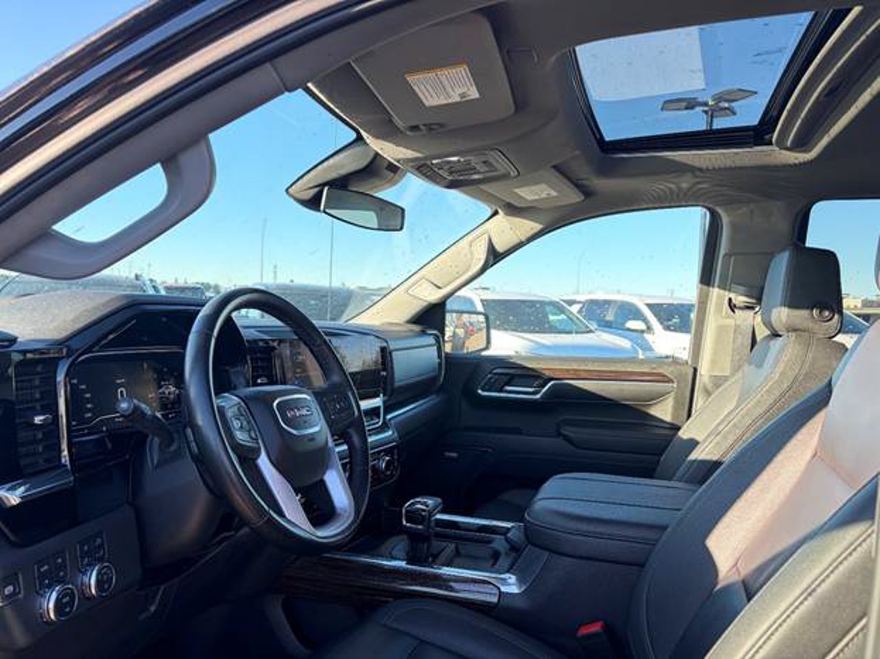 2024 GMC Sierra 1500 4WD Crew Cab 147 Elevation Black Sherwood Park - photo #5