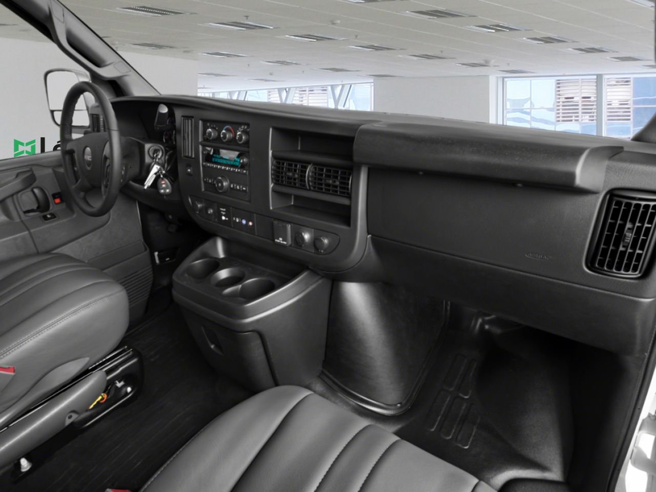 GMC Fourgonnette Savana utilitaire BASE 2026 Blanc sommet Saint-Jérôme - photo #8