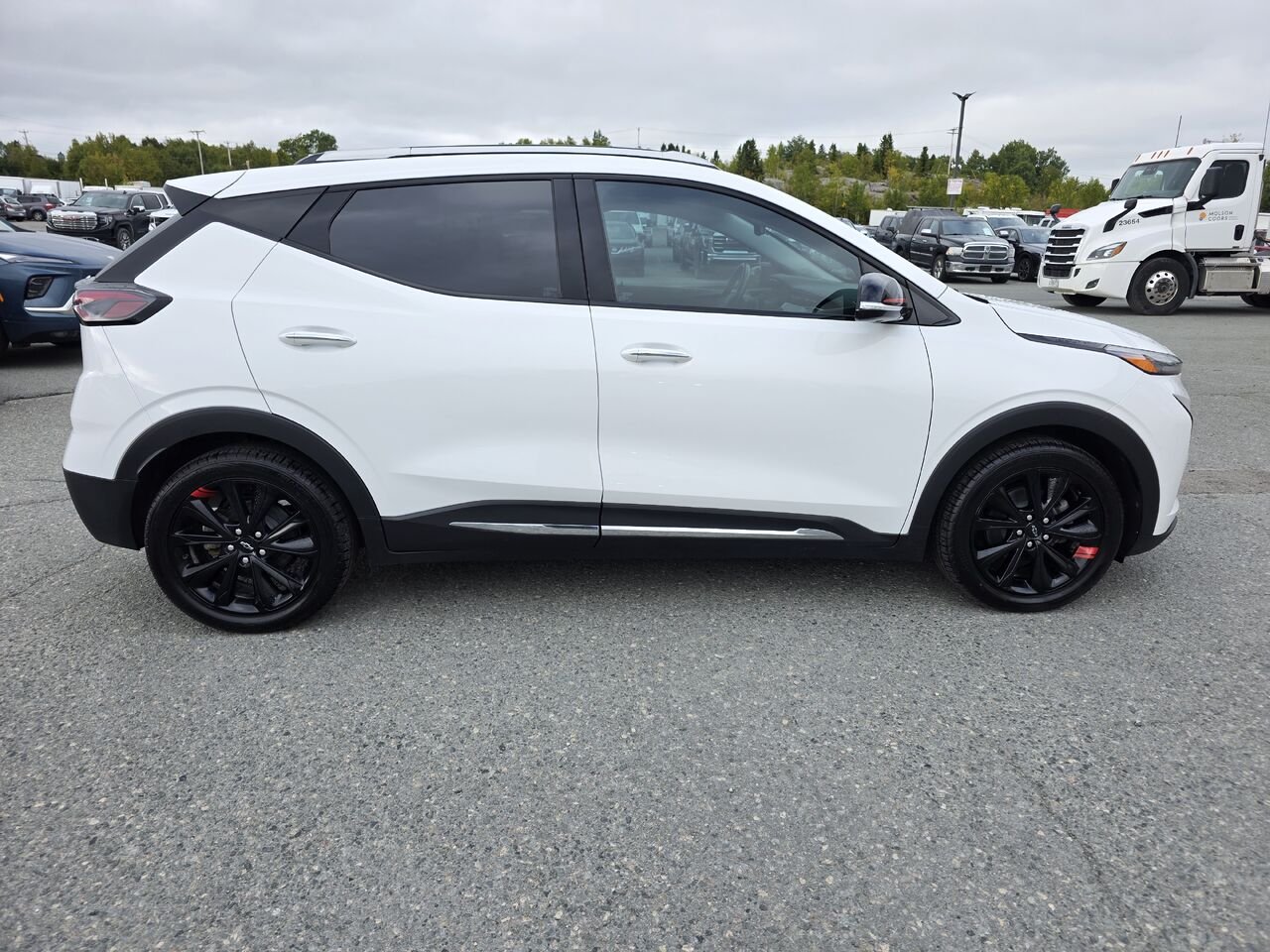 Chevrolet Bolt EUV Premier 2023 Blanc Rouyn-Noranda - photo #6