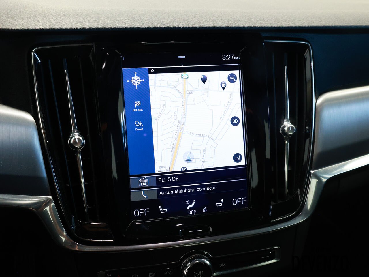 2017 Volvo S90 Blue Saint-Eustache - photo #16