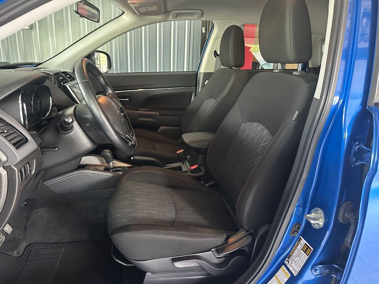 2023 Mitsubishi RVR Blue  - photo #8
