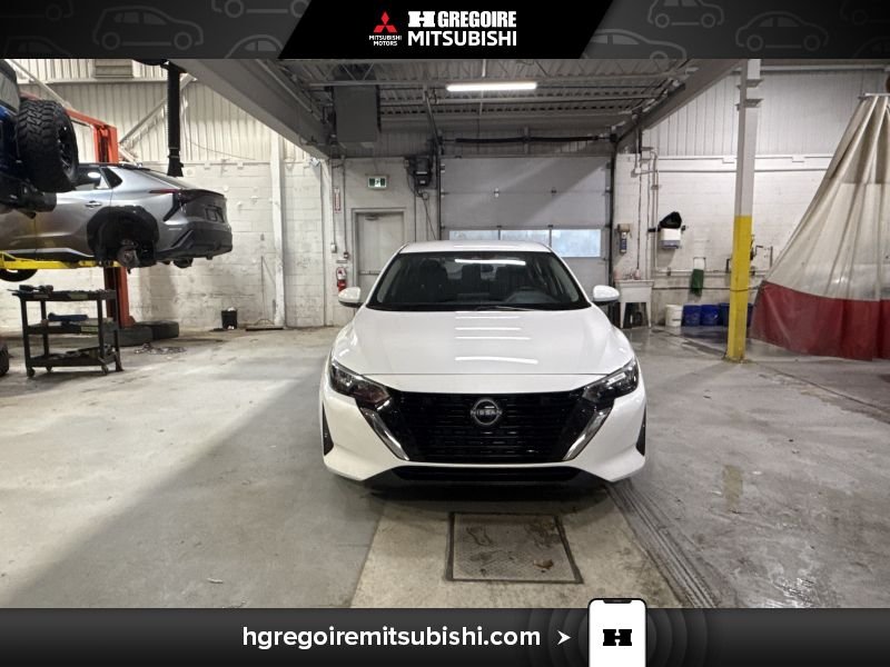 2024 Nissan Sentra SV * Mags * Caméra * Carplay * Bluetooth White
