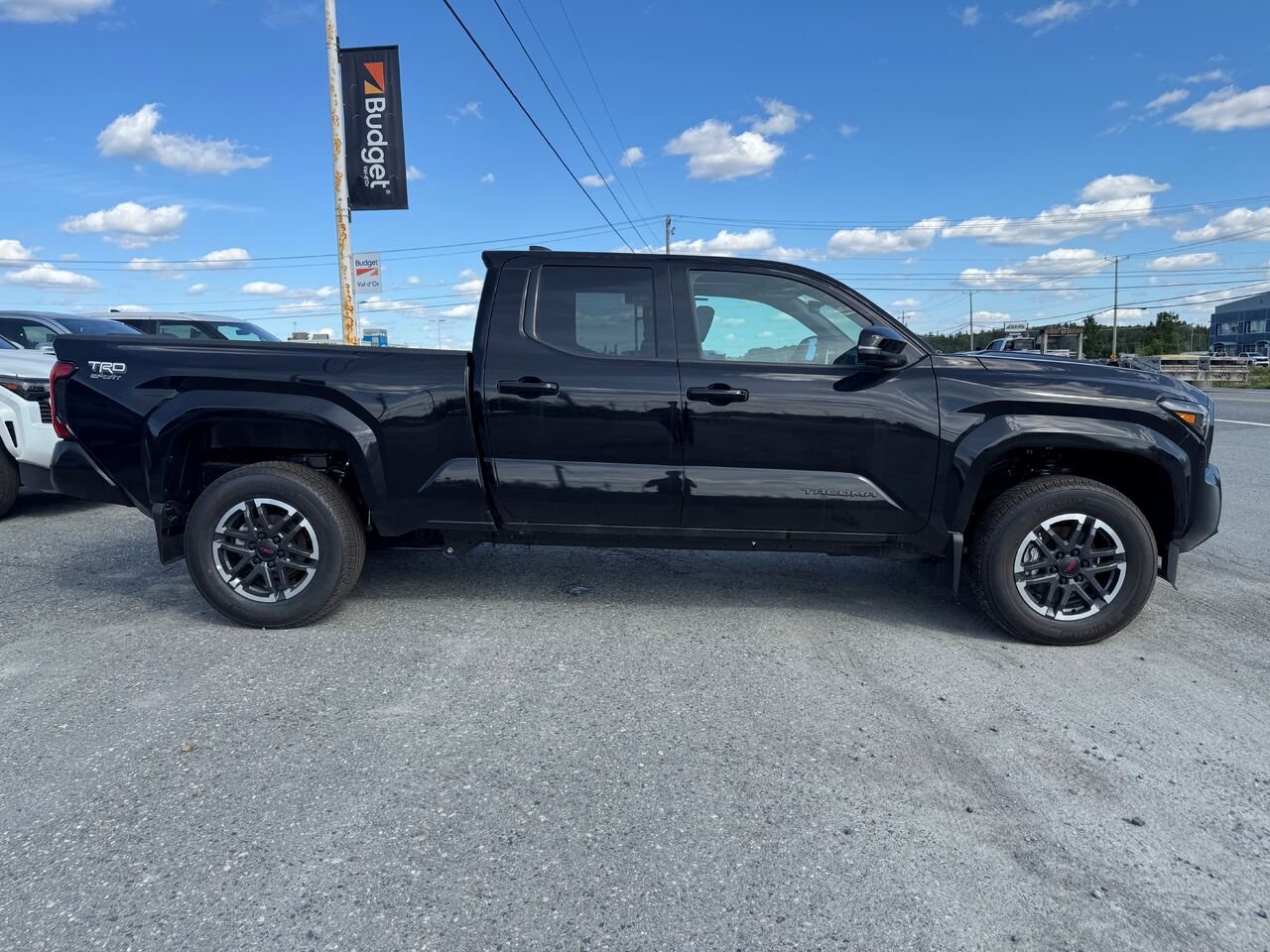 Toyota Tacoma Double Cab 4x4 BA emp. court 2026 Noir Val-d'Or - photo #1