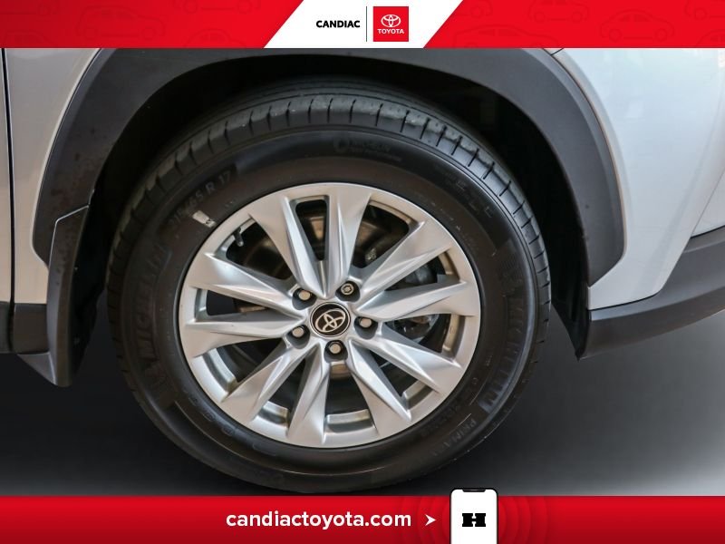 2025 Toyota Corolla Silver Laval - photo #35