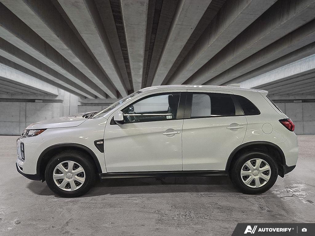 2025 Mitsubishi RVR 2602191A | ES, low kms, nearly new. White Edmonton - photo #2