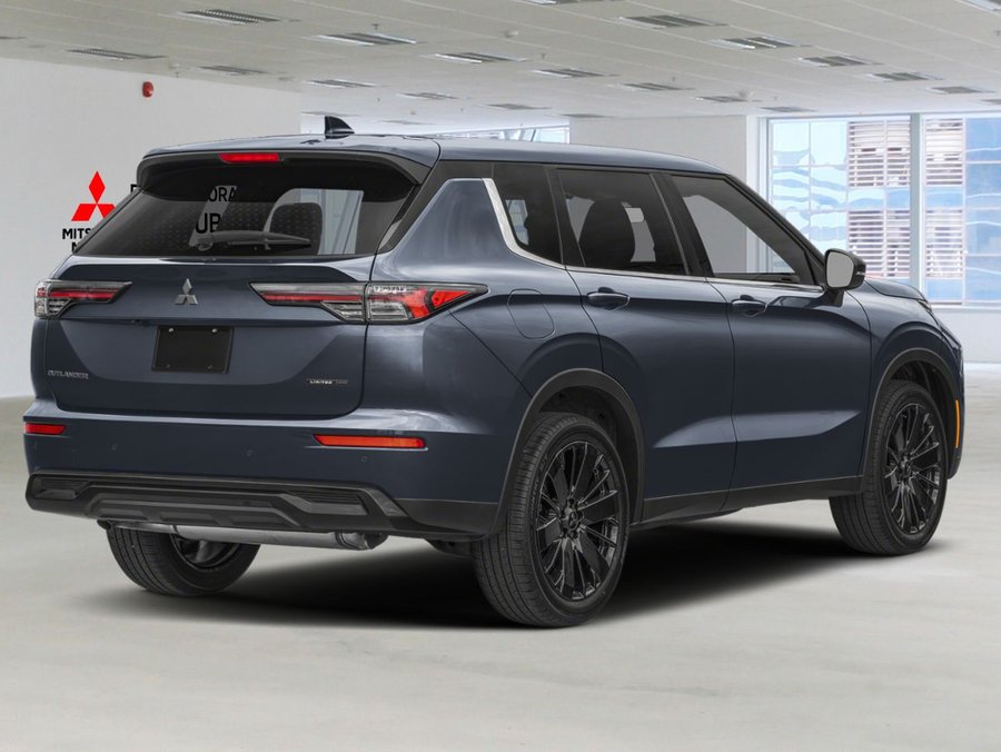 2026 Mitsubishi Outlander LE S-AWC Graphite Grey