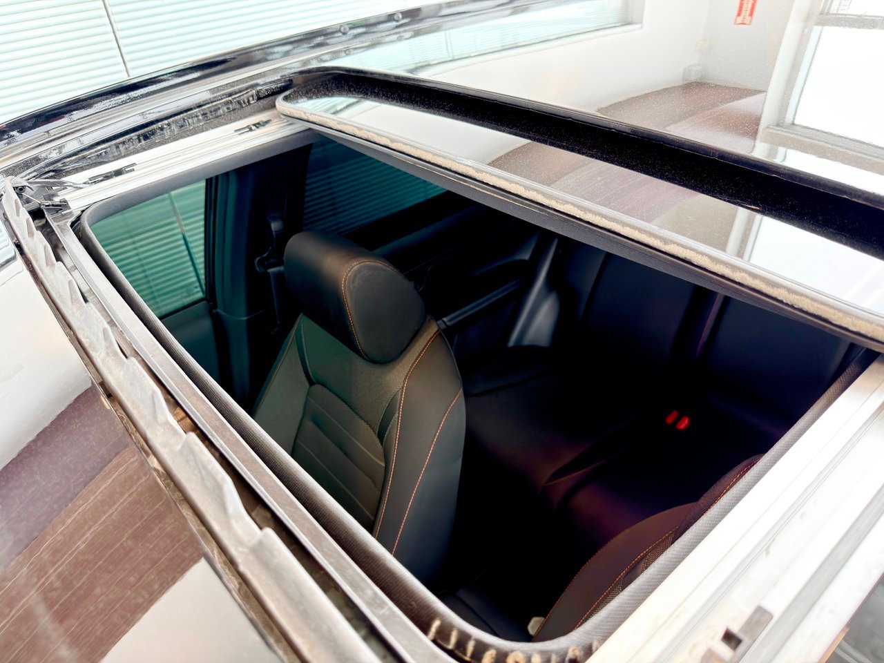 2026 Honda CR-V Hybrid Black Notre-Dame-des-Prairies - photo #6