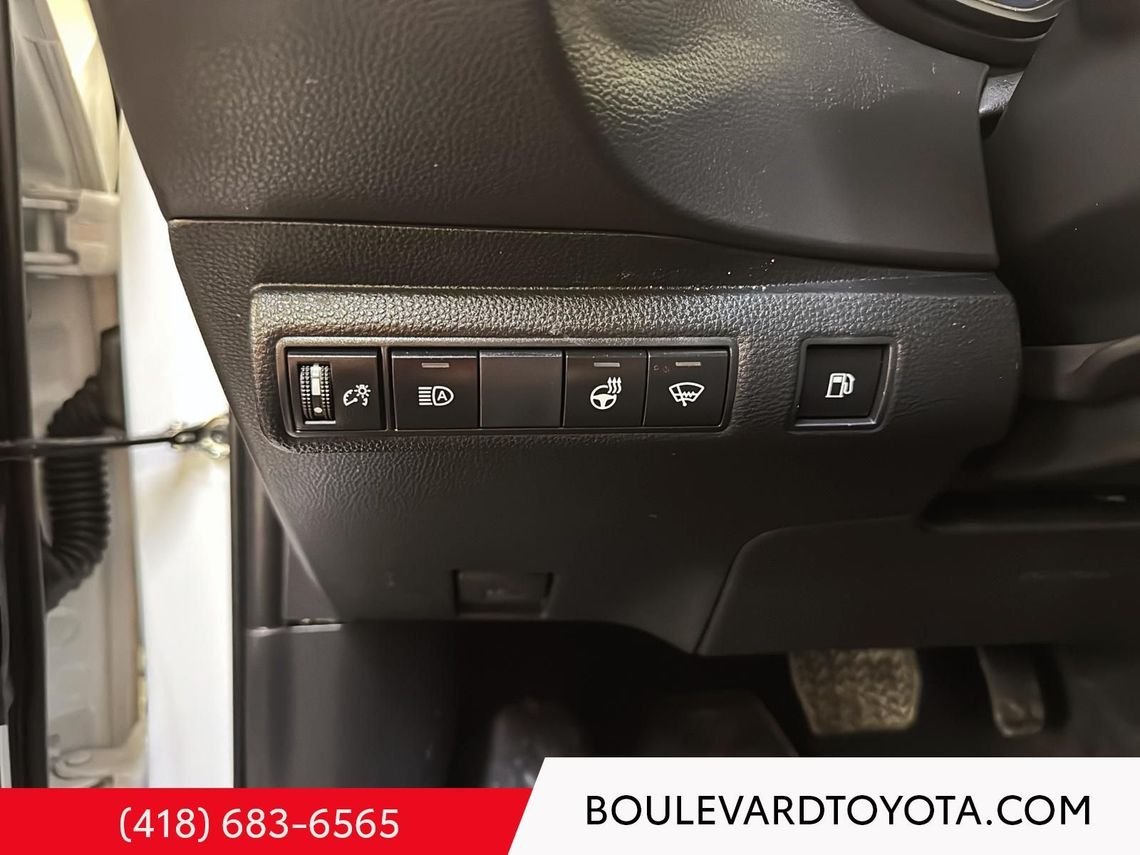 2025 Toyota Corolla 531689-75 | hybride LE CVT TI White Québec - photo #12