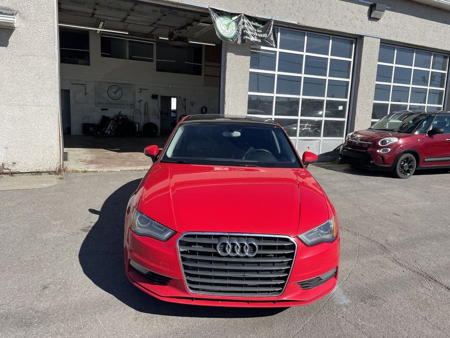 Audi A3 -TFSI 2.0T Progressiv quattro berline 4 portes 2015 Rouge