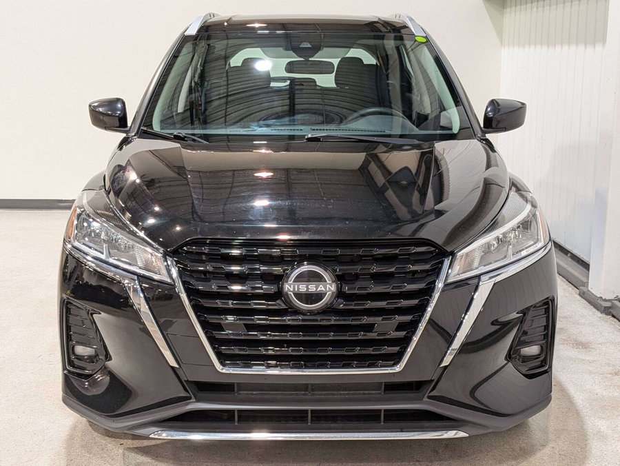 2024 Nissan Kicks SV FWD Black