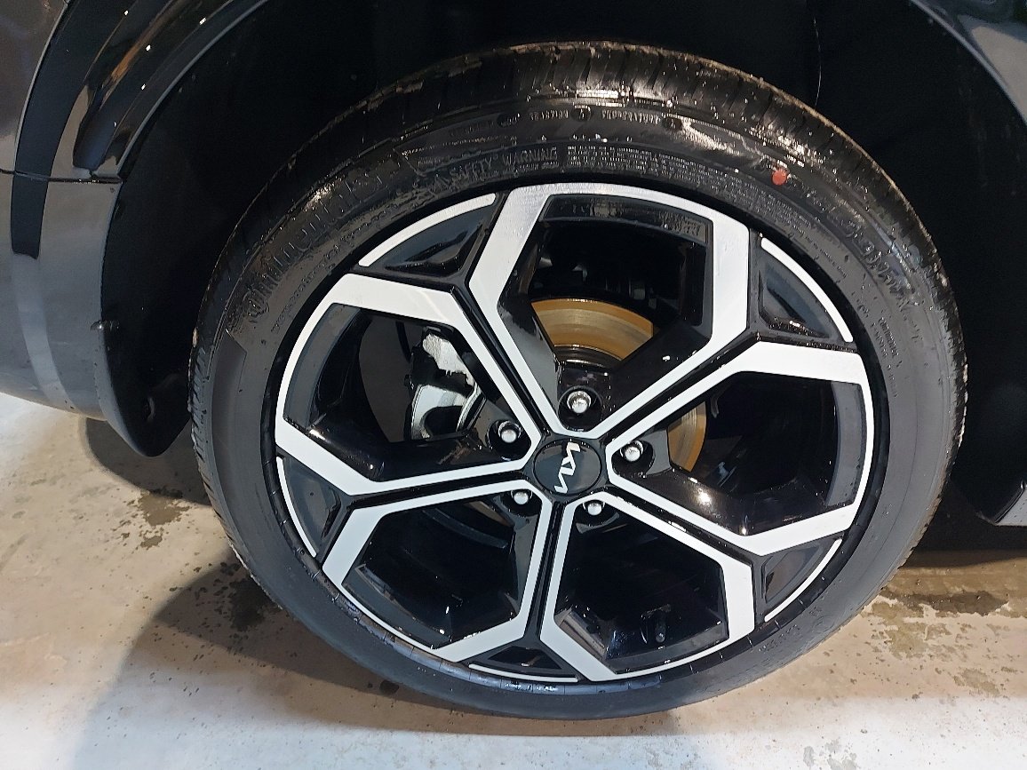 2026 Kia Niro Interstellar Grey Blainville - photo #2