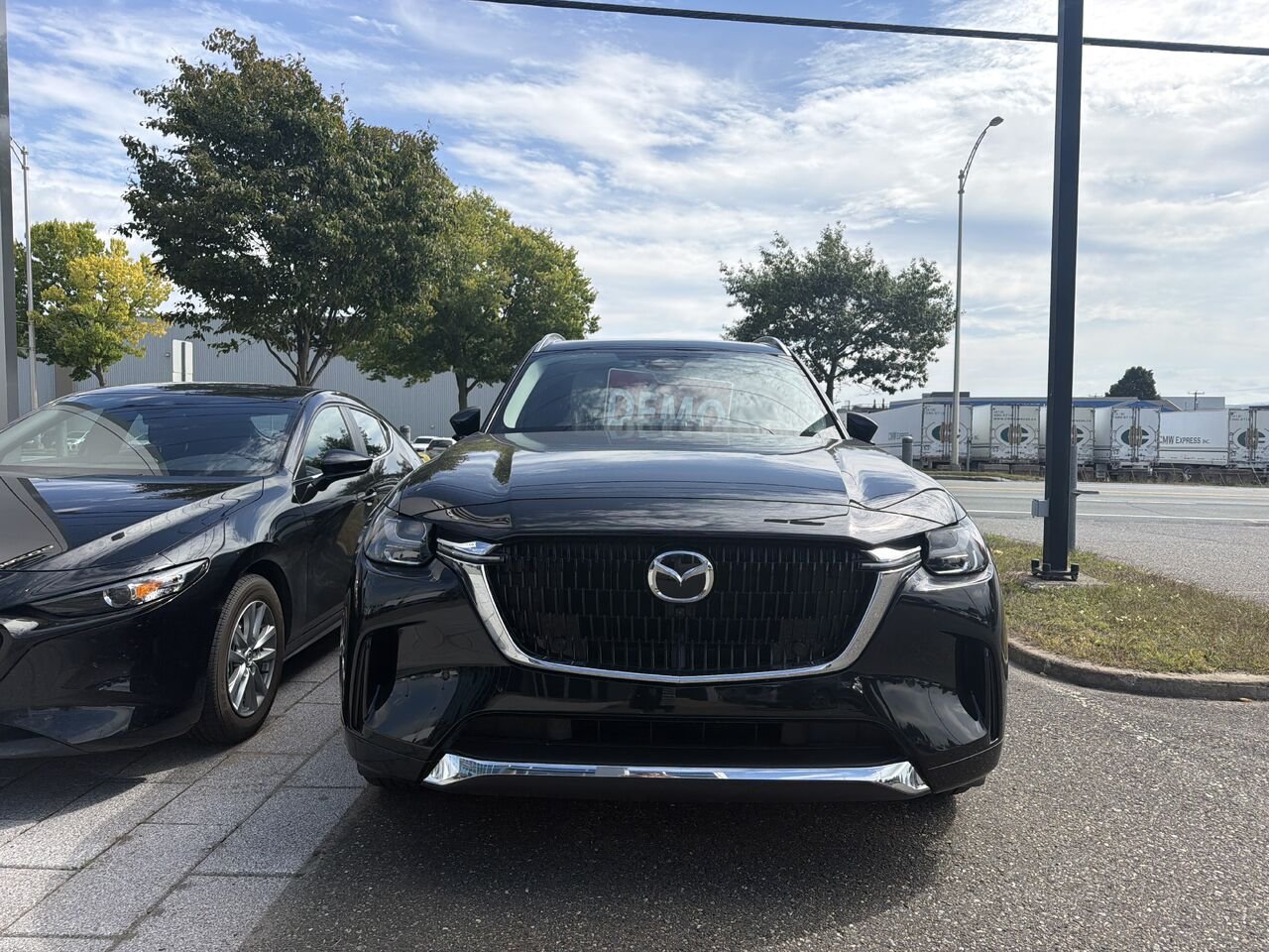 2026 Mazda CX-90 PHEV Machine Grey Metallic Ste-Marie - photo #1