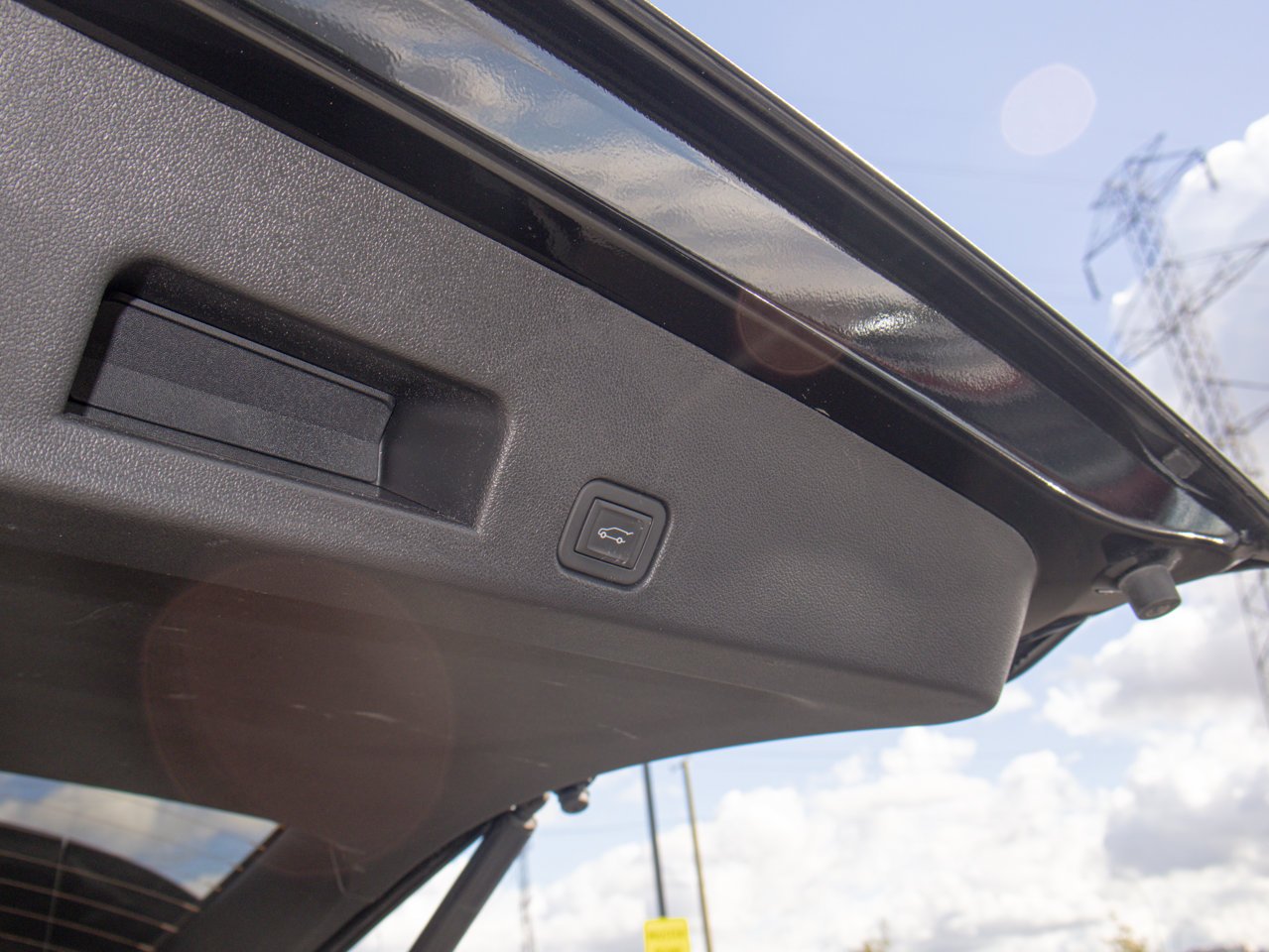 2026 Chevrolet Traverse AWD 4dr LT Black Sherwood Park - photo #11