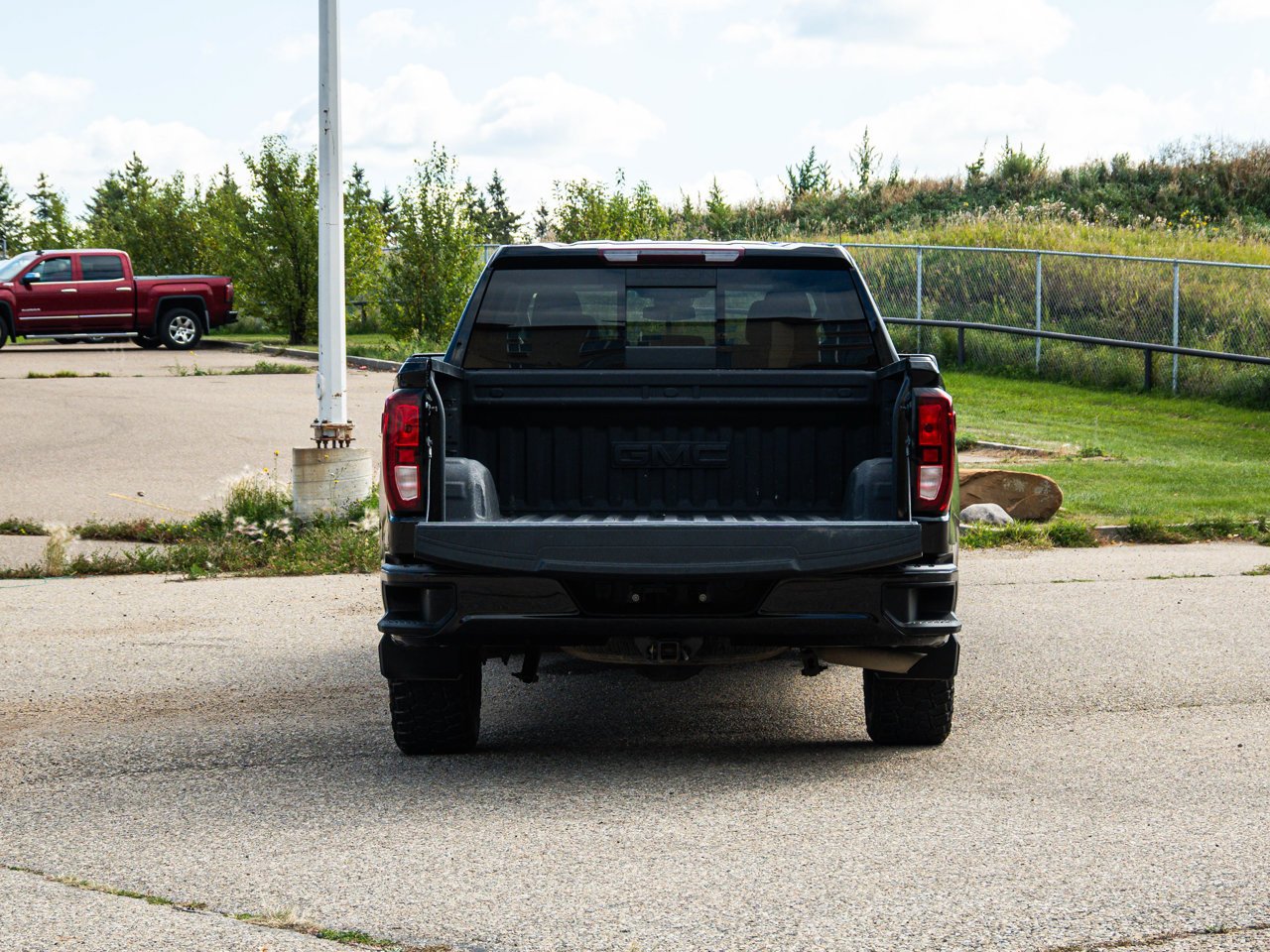 2024 GMC Sierra 1500 4WD Crew Cab 147 Elevation Black Sherwood Park - photo #15